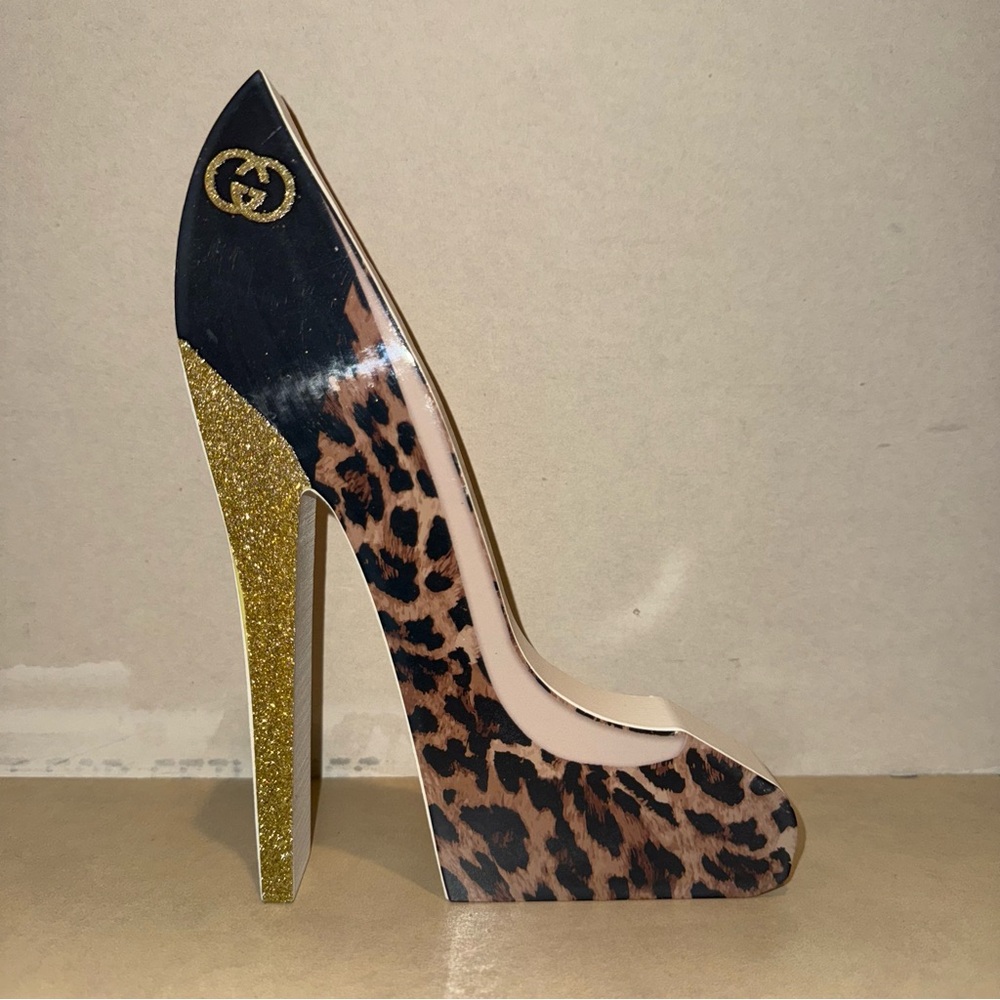 GUCCI LEOPARD HIGH HEEL WOODEN HOME DECOR TABLE TOP PIECE GOLD ACCENTS